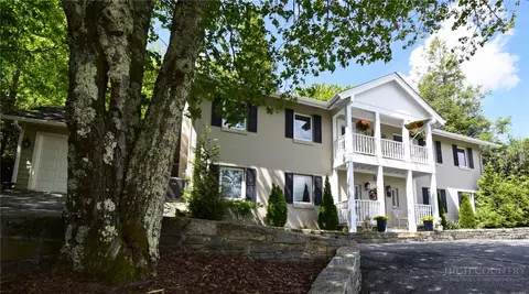 195 Fairway Ln, Blowing Rock, NC 28605