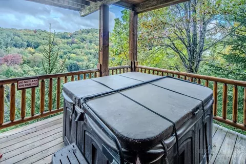 Exterior - 989 Scenic Dr, Vilas, NC 28692 photo 4 of 7
