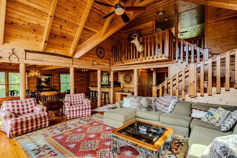 Living - 989 Scenic Dr, Vilas, NC 28692 photo 3 of 6