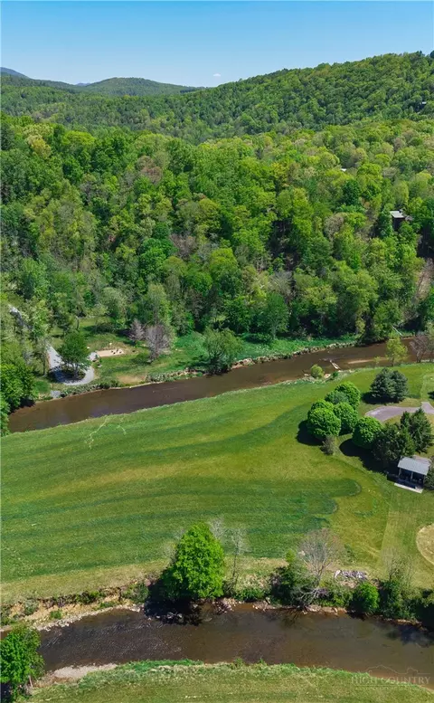 View/Area - 826 River Ridge Rd, Boone, NC 28607 photo 3 of 4