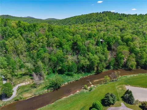View/Area - 826 River Ridge Rd, Boone, NC 28607 photo 2 of 4