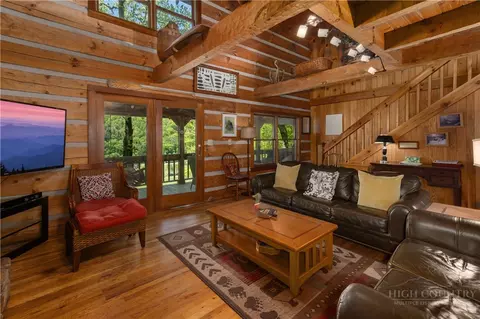Living - 826 River Ridge Rd, Boone, NC 28607 photo 4 of 7