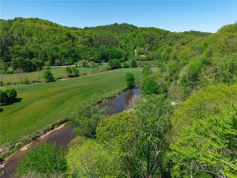 View/Area - 826 River Ridge Rd, Boone, NC 28607 photo 4 of 4