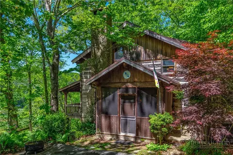 826 River Ridge Rd, Boone, NC 28607