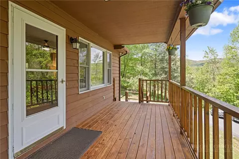 Exterior - 280 Moss Hill Rd, Boone, NC 28607 photo 4 of 7