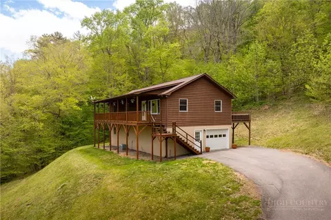 280 Moss Hill Rd, Boone, NC 28607