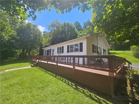 211 Arthur G Caudill Rd, West Jefferson, NC 28694