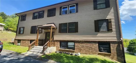 143 Stoneybrook Ct #201, Boone, NC 28607