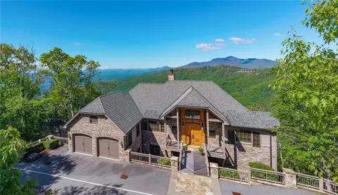 783 Wonderland Trl, Blowing Rock, NC 28605