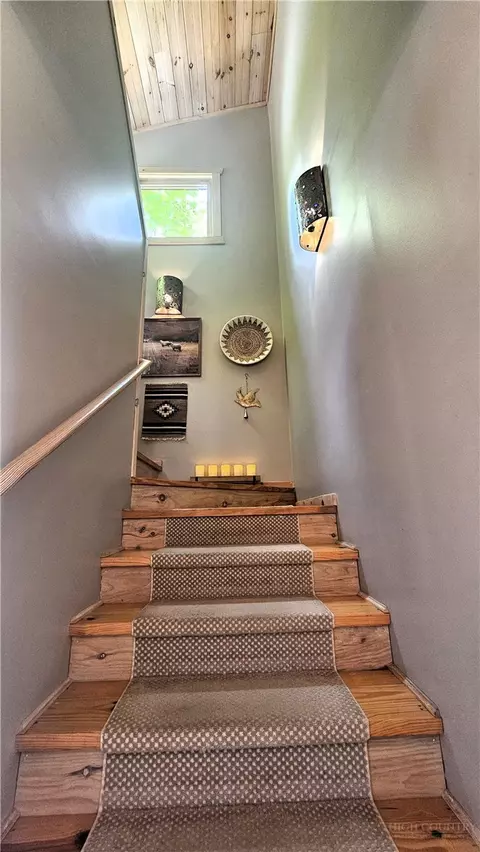 Entry Way - 692 Great Sky Dr, Todd, NC 28684 photo 2 of 2