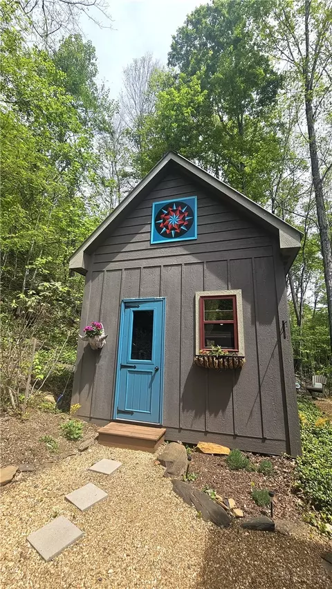 Exterior - 692 Great Sky Dr, Todd, NC 28684 photo 6 of 13