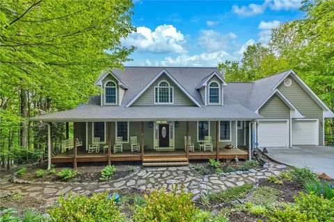 123 Laura Ave, West Jefferson, NC 28694
