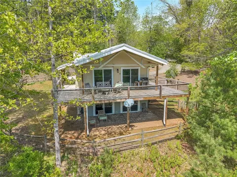 607 Skyline Rd, West Jefferson, NC 28694