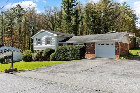 112 Chandy St, Boone, NC 28607