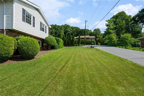 Exterior - 112 Chandy St, Boone, NC 28607 photo 8 of 9