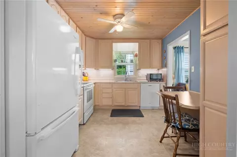 Kitchen - 112 Chandy St, Boone, NC 28607 photo 2 of 3