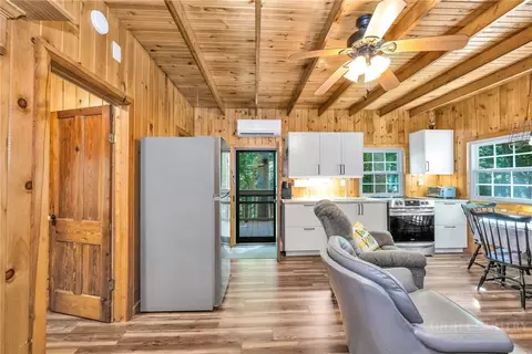 Kitchen - 204 Mountain Side Ln, Crumpler, NC 28617 photo 2 of 4