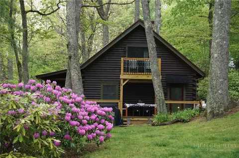 557 White Pine Rd, Newland, NC 28657