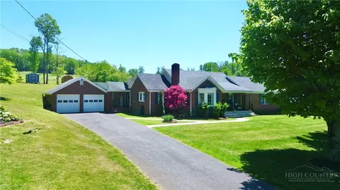 2660 Us Higway 221, Jefferson, NC 28640