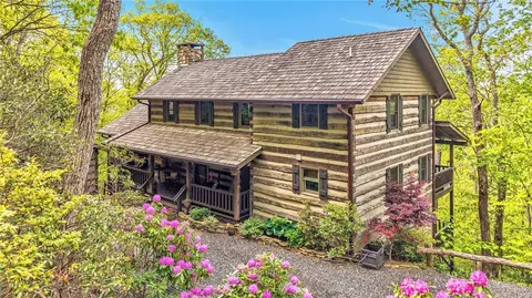 893 Tomahawk Dr, Todd, NC 28684