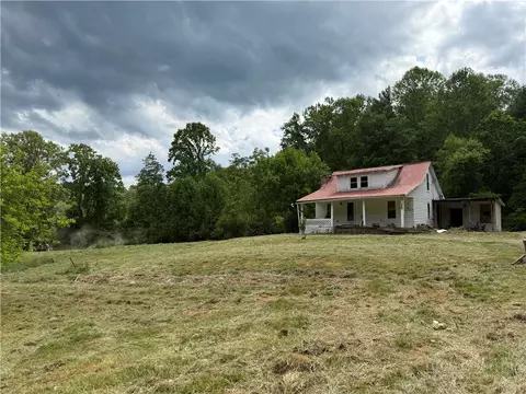 657 Lawrence Greene Rd, Deep Gap, NC 28618