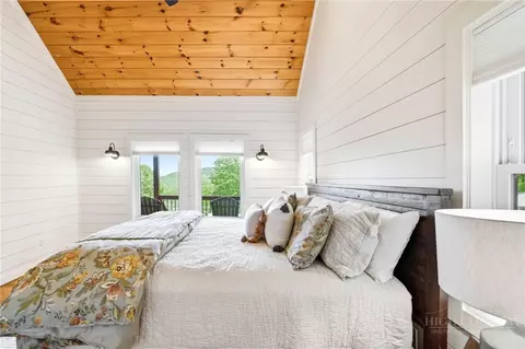 Bedroom - 355 Cascade Ln, Todd, NC 28684 photo 3 of 8