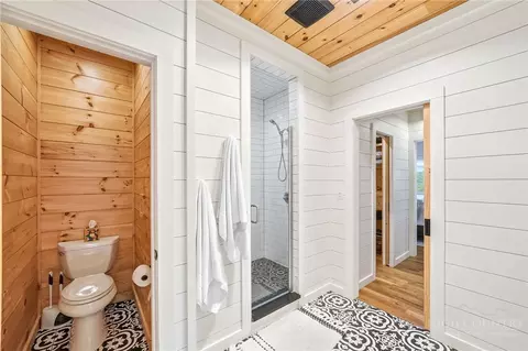 Bath - 355 Cascade Ln, Todd, NC 28684 photo 2 of 4