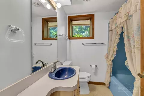 Bath - 1065 Ravens Ridge Cir, Boone, NC 28607 photo 4 of 4