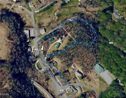 View/Area - 3 Altapass Trl, Spruce Pine, NC 28777 photo 3 of 3