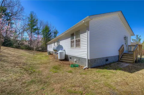 Exterior - 3 Altapass Trl, Spruce Pine, NC 28777 photo 14 of 18