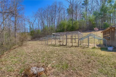 Exterior - 3 Altapass Trl, Spruce Pine, NC 28777 photo 13 of 18