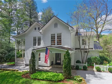 131 Laurel Dr, Blowing Rock, NC 28605