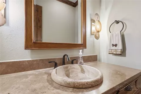 Bath - 186 Sunset Ridge Dr, Boone, NC 28607 photo 5 of 9