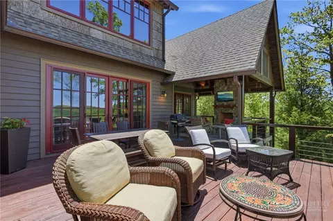 Exterior - 186 Sunset Ridge Dr, Boone, NC 28607 photo 4 of 12