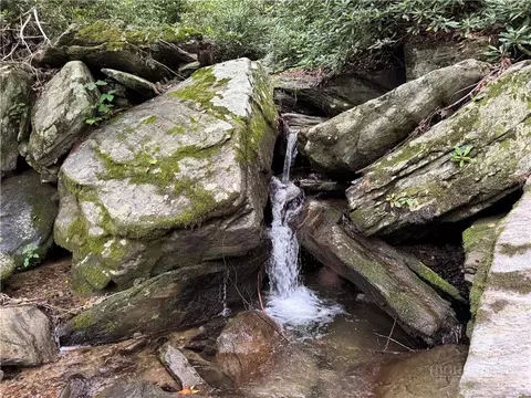 Other - 355 Oakley Grn, Boone, NC 28607 photo 3 of 14