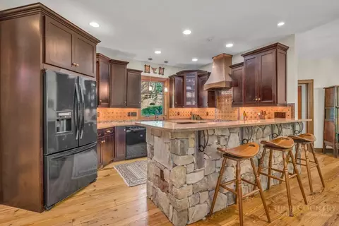 Kitchen - 355 Oakley Grn, Boone, NC 28607 photo 1 of 4