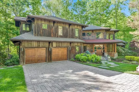 355 Oakley Grn, Boone, NC 28607