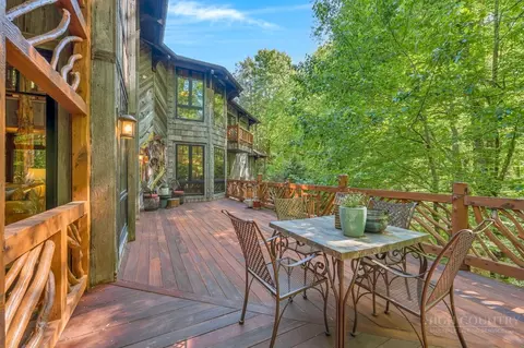 Exterior - 355 Oakley Grn, Boone, NC 28607 photo 7 of 11