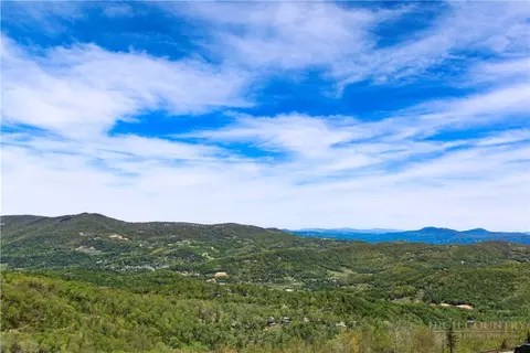 303 Sugar Top Dr #2513, Sugar Mountain, NC 28604