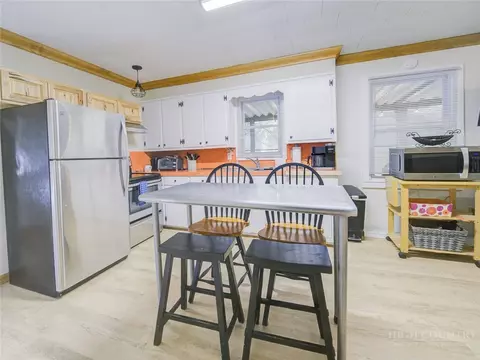 Kitchen - 1471 Bamboo Rd, Boone, NC 28607 photo 3 of 3