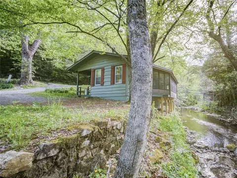 Exterior - 1471 Bamboo Rd, Boone, NC 28607 photo 10 of 10