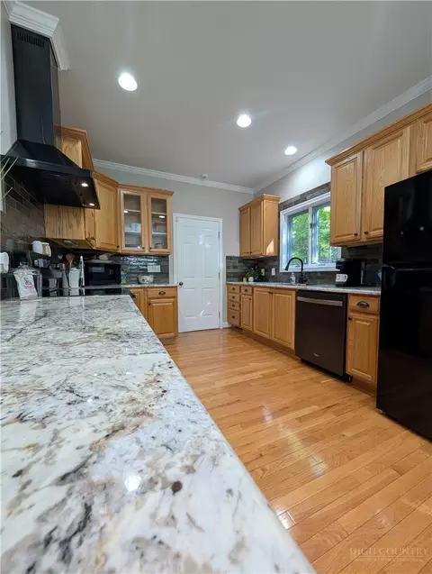 Kitchen - 238 Olde Beau Blvd, Roaring Gap, NC 28668 photo 1 of 6