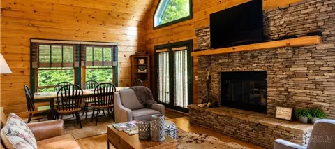 340 Balsam Ln, Banner Elk, NC 28604