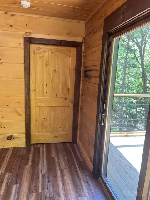 Entry Way - 138 Talon Dr, Boone, NC 28607 photo 3 of 4
