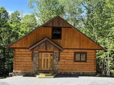 138 Talon Dr, Boone, NC 28607