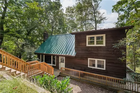 635 Bear Ridge Trl, Fleetwood, NC 28626