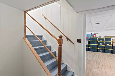 Entry Way - 951 Dodson Mill Rd, Pilot Mountain, NC 27041 photo 6 of 6