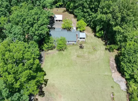 Exterior - 951 Dodson Mill Rd, Pilot Mountain, NC 27041 photo 10 of 12