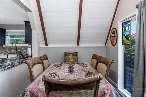 Dining - 209 Apache St, Newland, NC 28657 photo 2 of 2