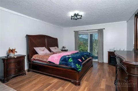Bedroom - 209 Apache St, Newland, NC 28657 photo 7 of 8